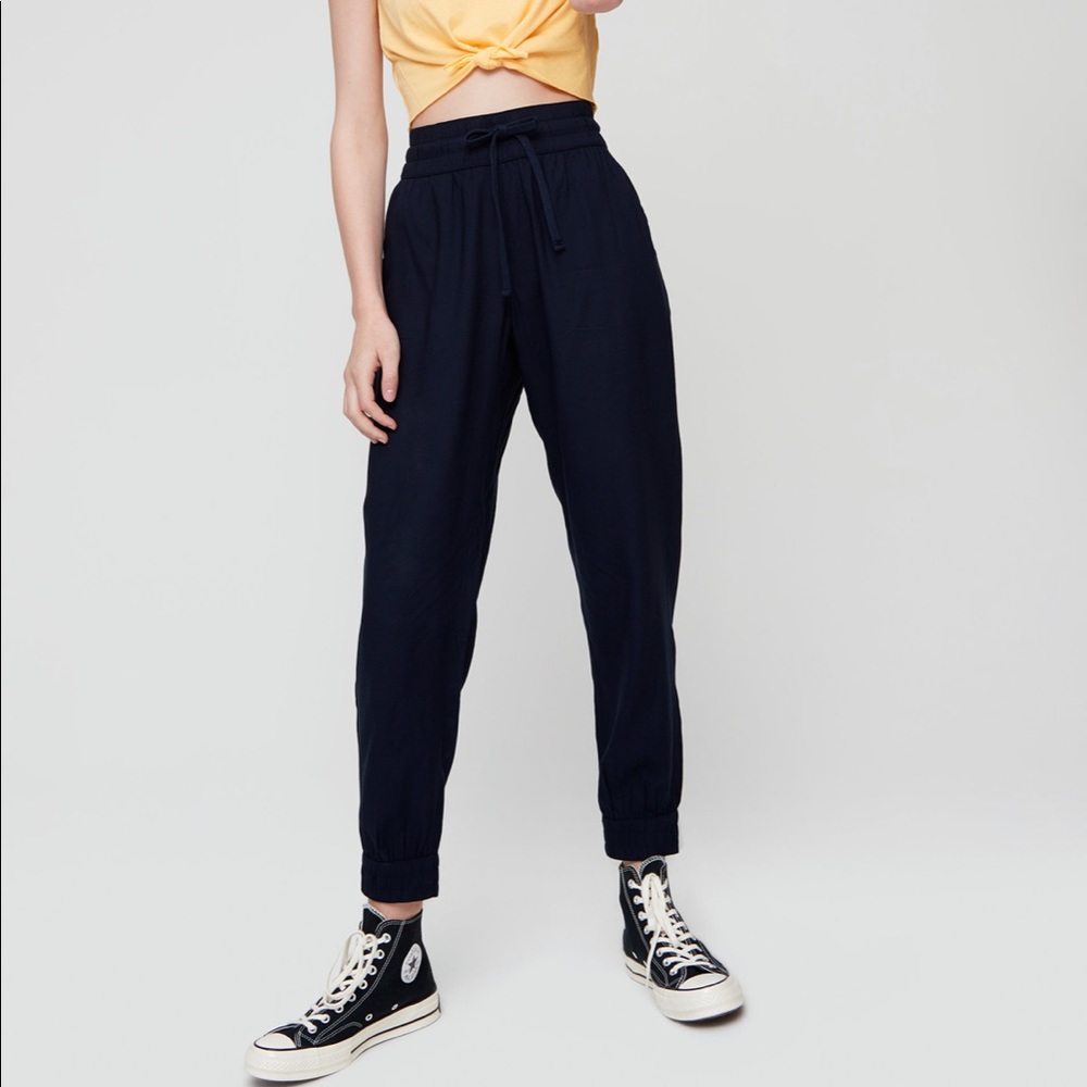 Aritzia Sunday Best Grenville pant jogger S (XS)